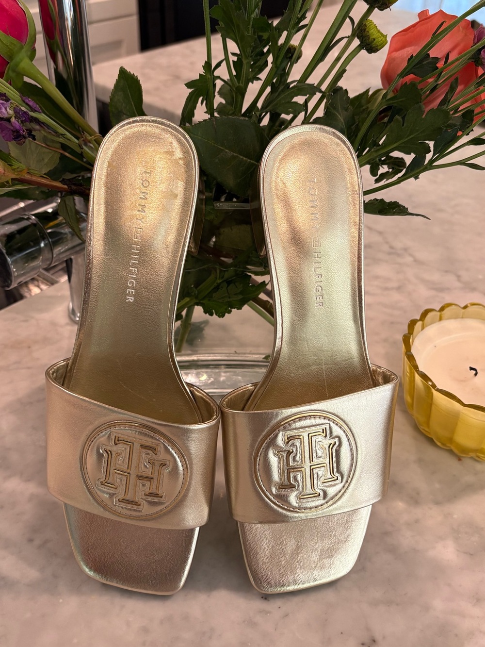 Tommy Hilfiger Metallic Gold Logo Slide Mules